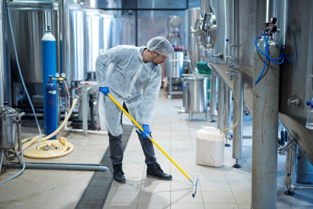 What Does a Commercial Cleaner Do